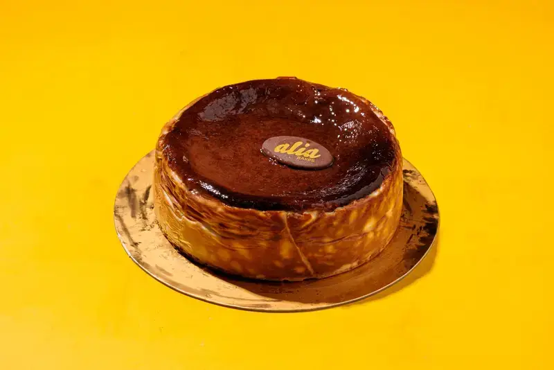 San Sebastian Cheesecake (1 KG)