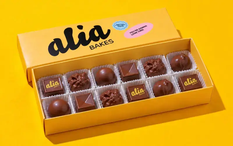 Chocolate Pralines Box (24 Pcs)