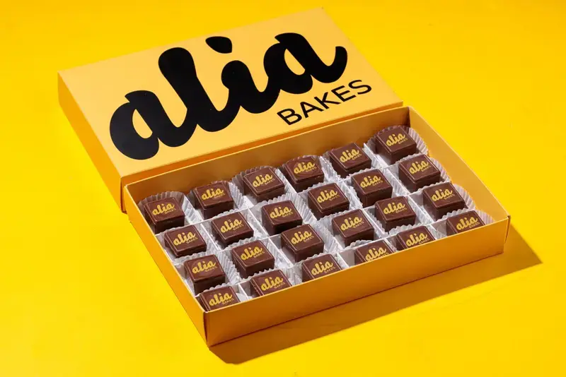 Chocolate Pralines Box (48 Pcs)
