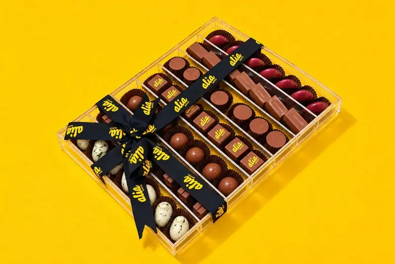 Chocolate Pralines Acrylic Box (49 Pcs)